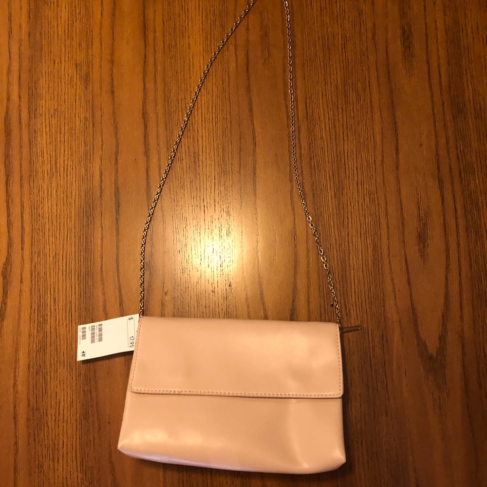 Blush envelope bag with gold chain